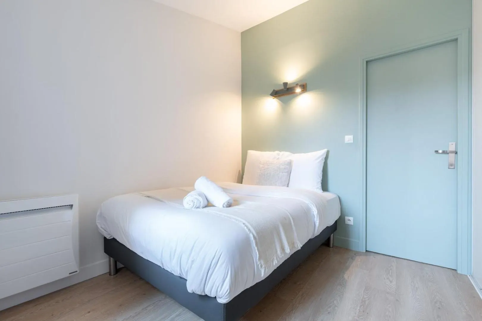 Apartment Vieux Lille Appartement Spacieux Et Equipe France