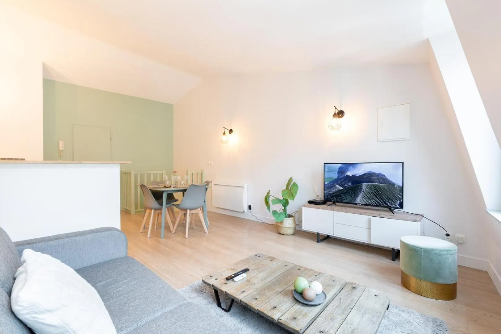 Vieux Lille Appartement Spacieux Et Equipe France