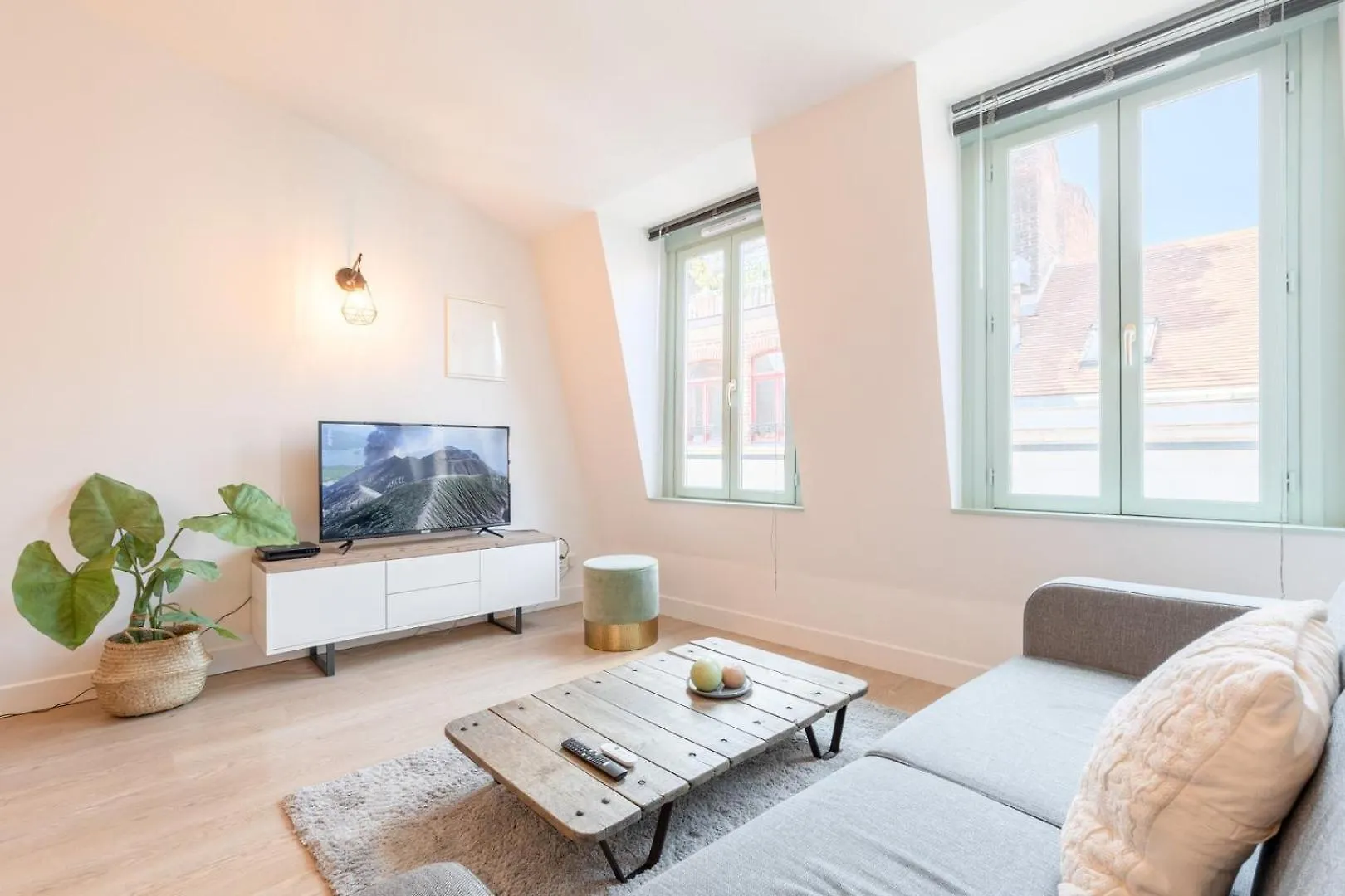 Apartment Vieux Lille Appartement Spacieux Et Equipe